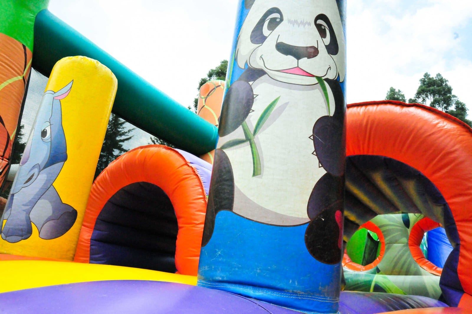 safari-inflable_pony-park_05.jpg