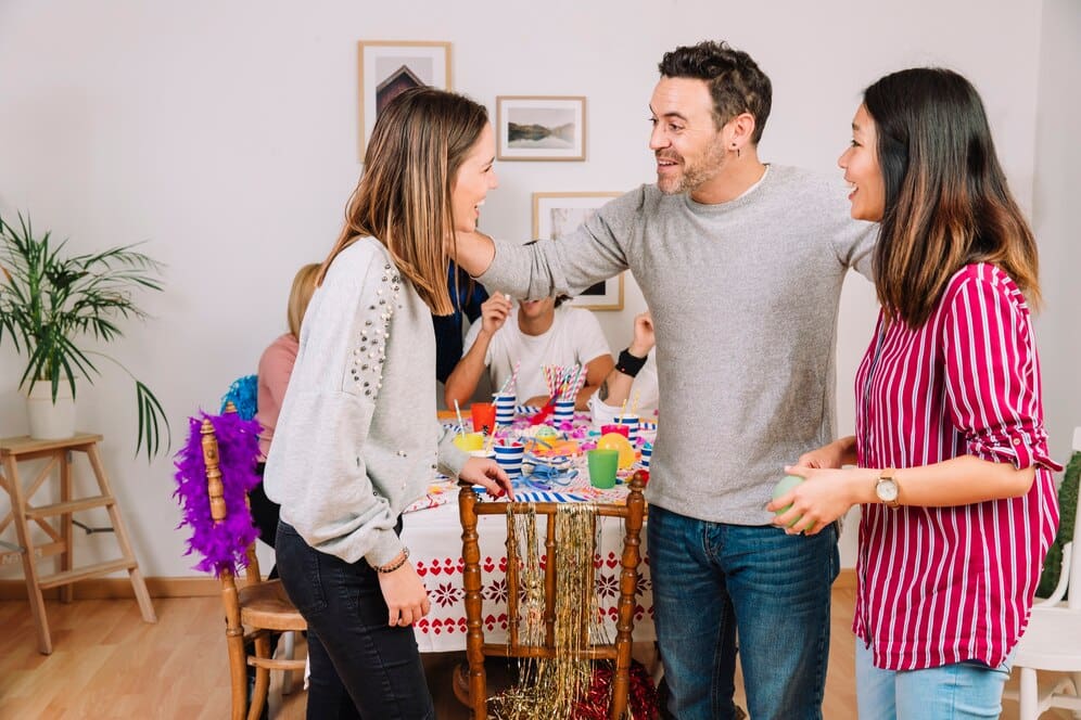 organizar rifas divertidas para adultos