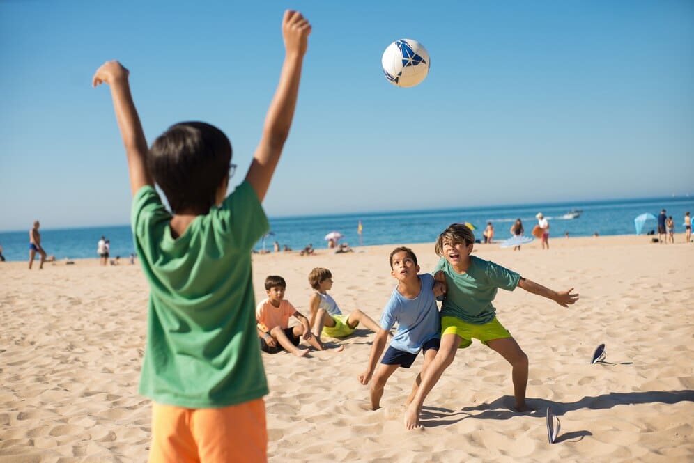 juegos en playa divertidos