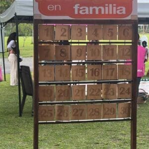 Concéntrese gigante de PonyPark personalizado para un evento al aire libre